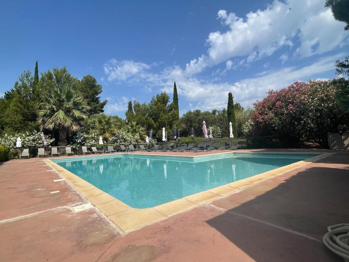 הוילה אגדה Domaine De Beaumont מראה חיצוני תמונה